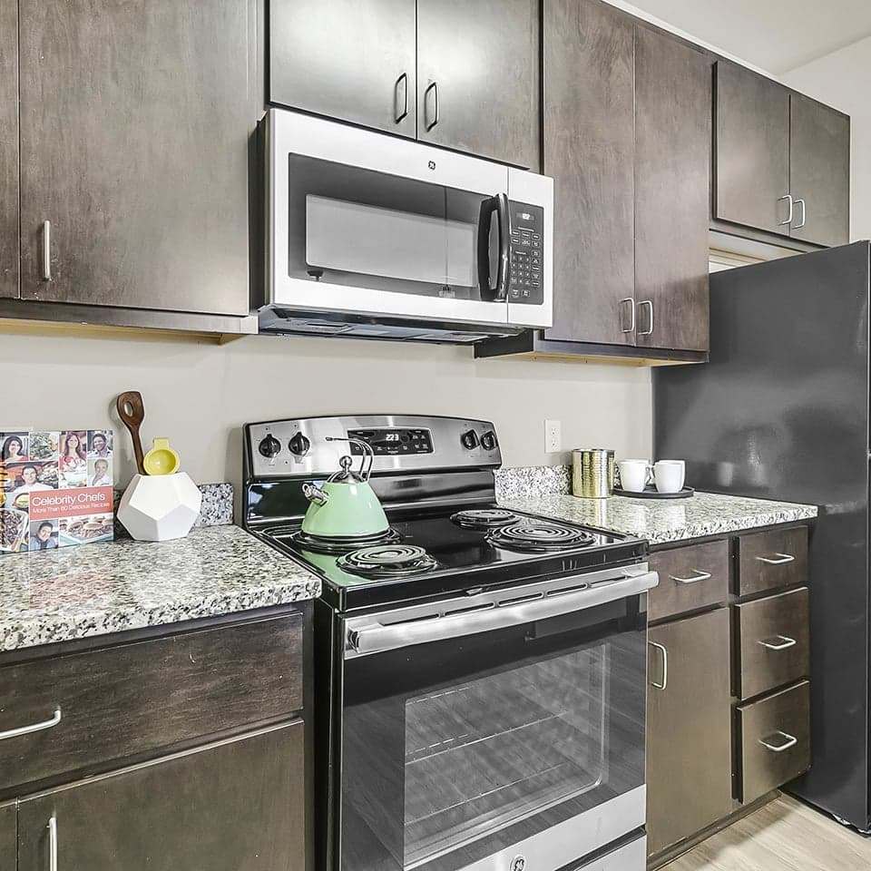Kitchen-03-930-NoMo